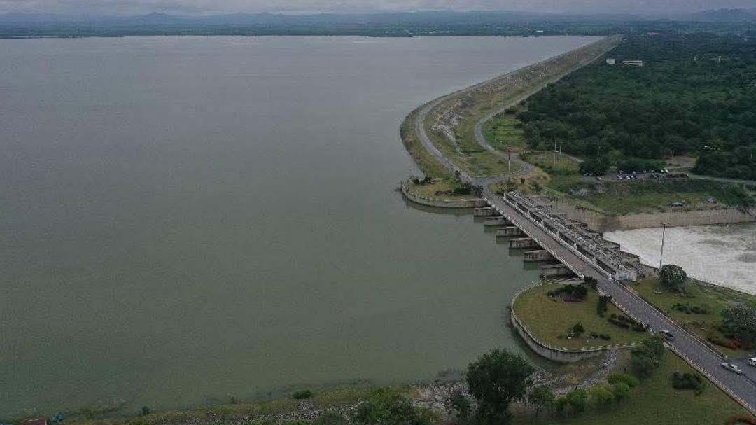 ‘กรมชลประทาน’ลดการระบายน้ำ‘เขื่อนป่าสักฯ’ เหตุท้าย‘เขื่อนเจ้าพระยา’ยังระบายน้ำมาก