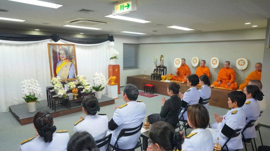 ชาวไทยในโอซากา จัดพิธีบำเพ็ญกุศลปัณรสมวาร น้อมรำลึก ‘สมเด็จพระพันปีหลวง’