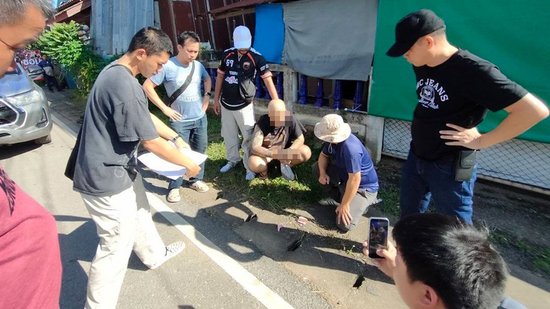 'เบิ้ล พะเยา' ซิงรถหนีสุดแรงหลังส่งยาบ้าให้สายลับก่อนพลาดล้มโดนจับพร้อมหลักฐาน