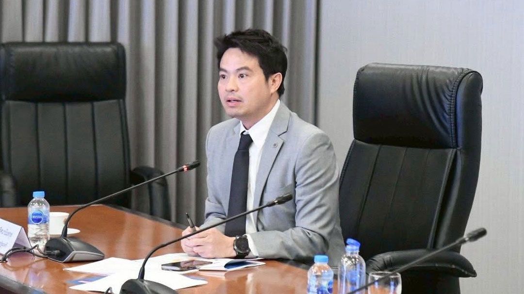 ‘ภราดร’ เร่งเครื่องเบิกจ่ายงบกระตุ้นเศรษฐกิจ ดันเม็ดเงินหมุนเวียนเข้าระบบ ให้ประชาชนเห็นผลเร็วที่สุด