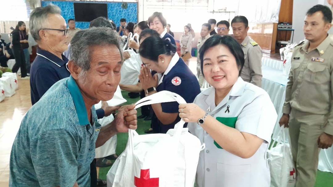 ‘ชัยภูมิ’รวมใจ! พอ.สว.ลำดับ46 ออกหน่วยแพทย์เคลื่อนที่ ถวายเป็นพระราชกุศลแด่‘พระพันปีหลวง’