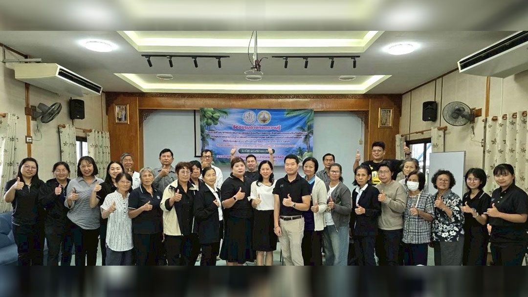 แปดริ้วนำร่อง! ‘มะพร้าวน้ำหอมบางคล้า’ สู่การผลิตปลอดภัย-เป็นมิตรต่อสิ่งแวดล้อม