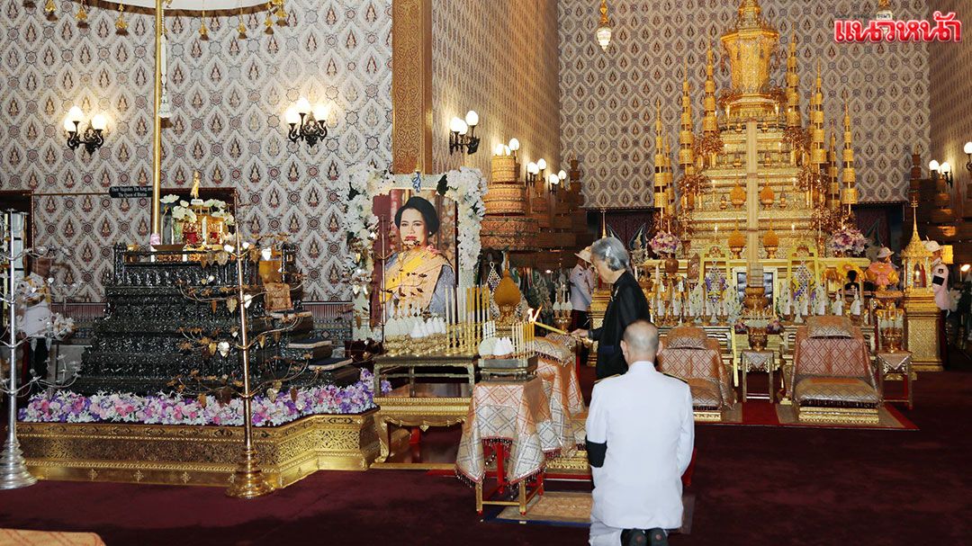 พสกนิกรหลั่งไหล  กราบพระบรมศพพระพันปี  ซาบซึ้งพระมหากรุณาธิคุณ