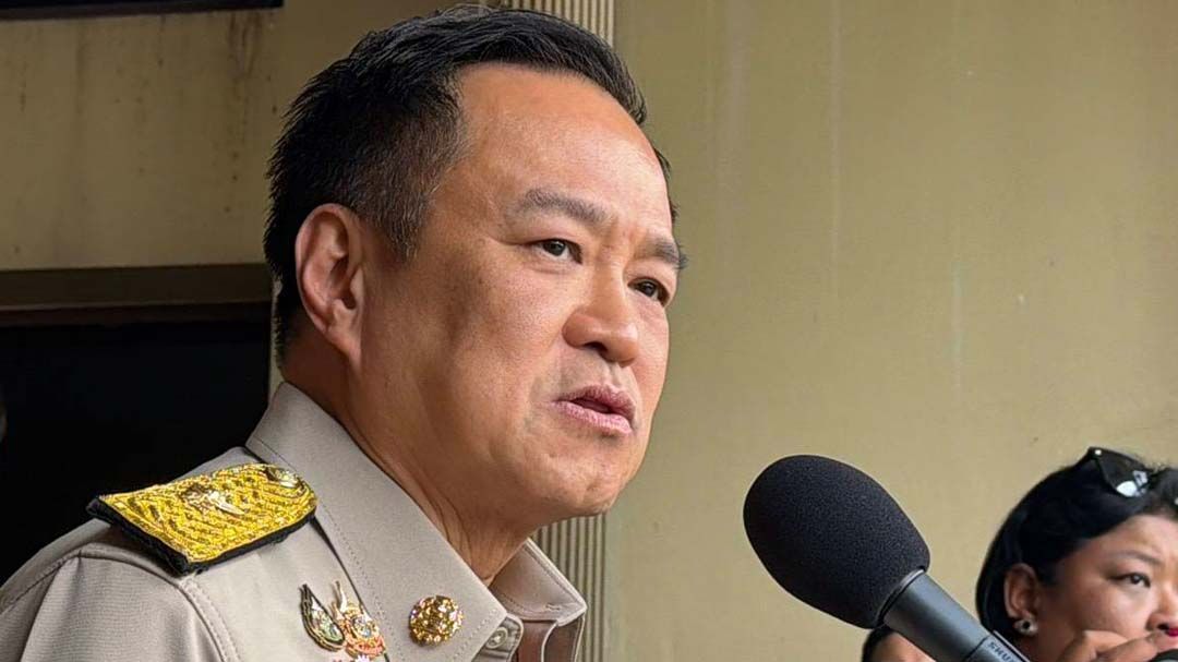 ‘นายกฯ’เลี่ยงตอบปมแจ้งสมาชิกเตรียมตัวยุบสภา 12 ธ.ค.นี้