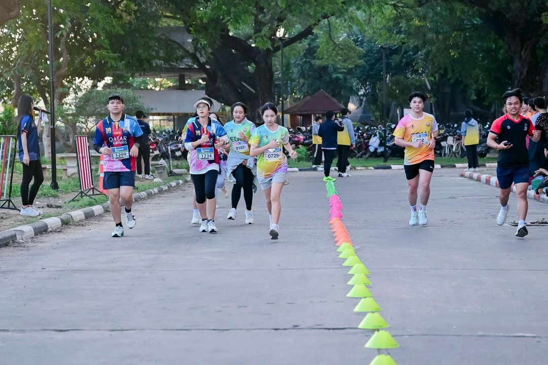 ครบรอบ 58 ปี คณะศึกษาศาสตร์ มมส จัด ‘ตุ้มโฮม ครูชวนวิ่ง EDU RUNNING 2025’ ส่งเสริมบุคลากร - นิสิตมีสุขภาพที่ดี