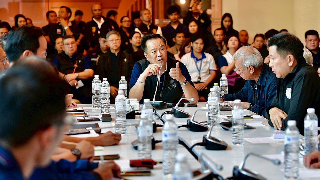 รัฐบาลระดมช่วยเหลือทุกมิติ  ลุยฟื้นฟูหาดใหญ่  ‘อนุทิน’หอบทีมศก.ลงพื้นที่