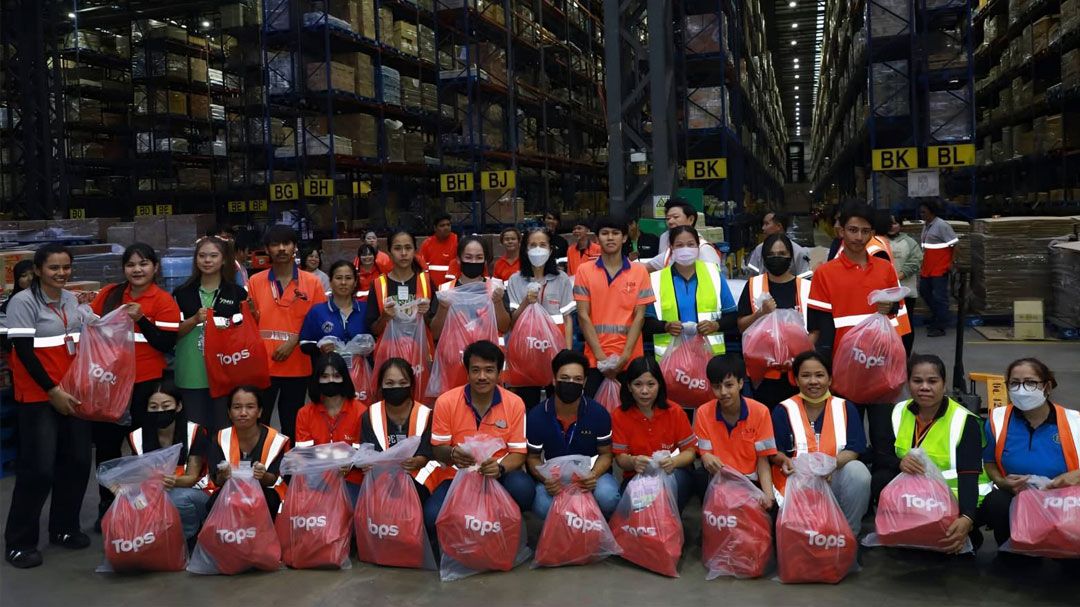 เซ็นทรัลรีเทลส่งอาหาร-ครัวกลาง-ถุงยังชีพช่วยพื้นที่ภาคใต้