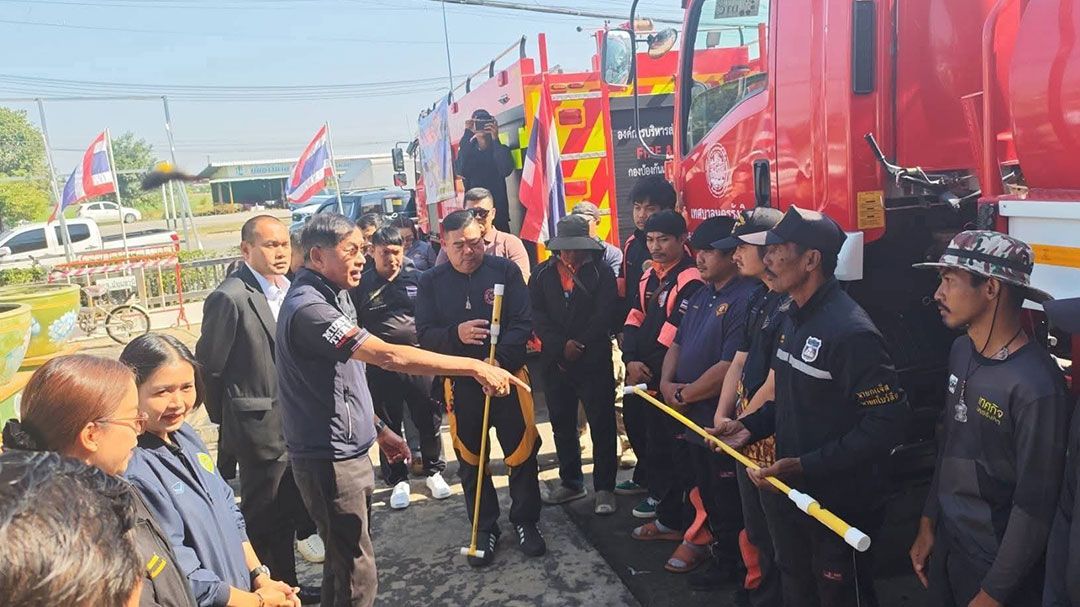 บิ๊กแจ๊ส นำทีมปล่อยคาราวานรถน้ำ จัดเต็มอุปกรณ์กู้ภัย ฟื้นฟูหาดใหญ่