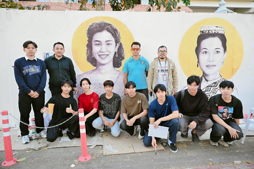 ‘ปลายพู่กันแทนใจ’ มมส สร้างสรรค์งานศิลป์ น้อมรำลึกพระมหากรุณาธิคุณ ‘สมเด็จพระพันปีหลวง’