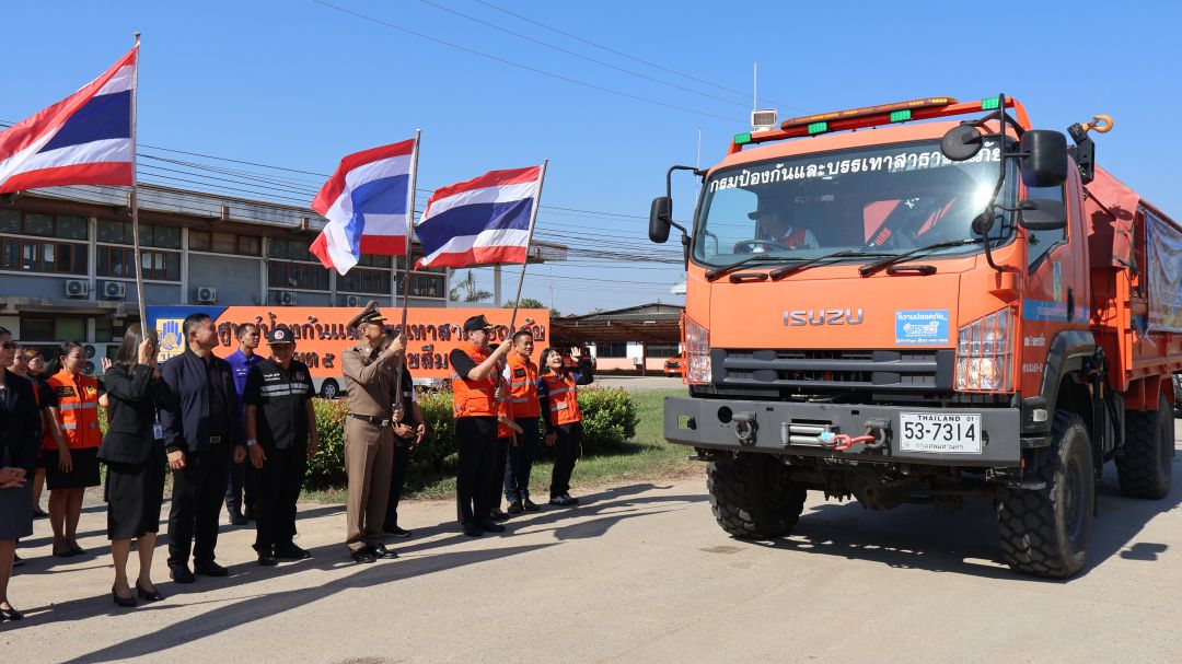 ธารน้ำใจโคราช! ระดมยอดบริจาคเกือบ9แสน-สิ่งของล้นหลาม ส่งตรงถึงภาคใต้