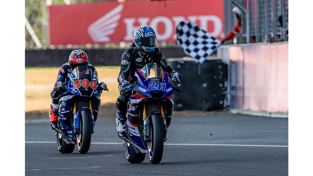 เพลงชาติไทยกระหึ่ม! ‘แสตมป์’ ซิวโฮมเรซ  ‘ตี-ไอเดีย-อุ้ม’ กวาดโพเดียม ARRC