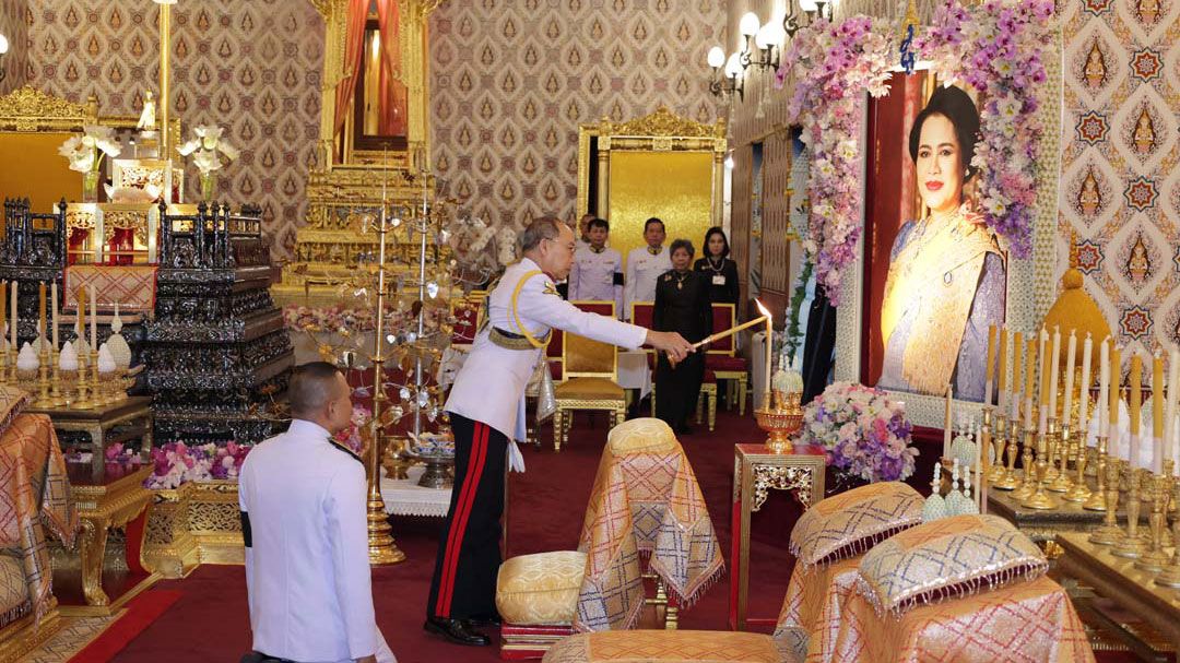 'พระองค์เจ้าเฉลิมศึกยุคล'เสด็จฯบำเพ็ญพระราชกุศลถวายพระบรมศพ'สมเด็จพระพันปีหลวง'