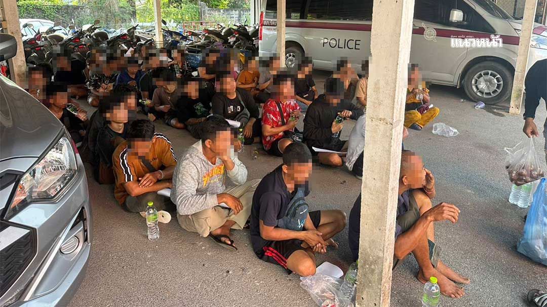 จับคนขับรถทัวร์ ลอบขน6เมียนมาหางานทำในกทม. ช่วงเทศกาลปีใหม่