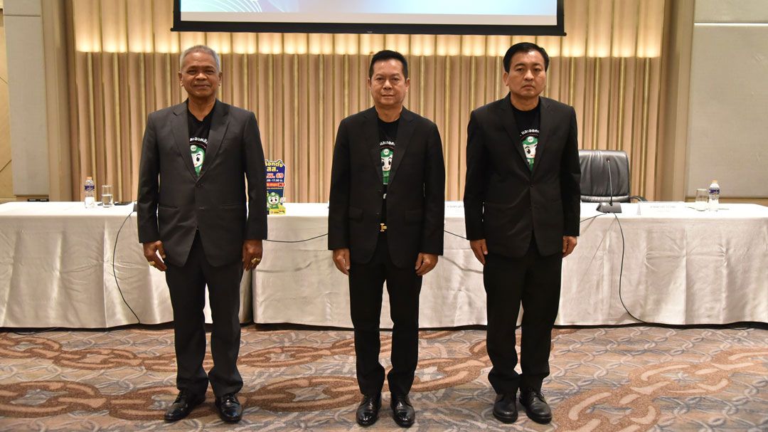 กกต.ซัด‘พวกเสียสติ’ ทำลายป้ายหาเสียง ยํ้าทำโพลห้ามจูงใจ รู้ผลลต.ไม่เกิน5ทุ่ม