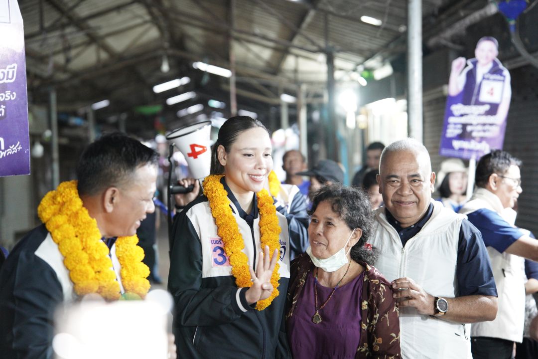 'ซาบีดา'ลุยช่วย 3 ผู้สมัครพัทลุงเข้าสภาฯ ชี้นาทีนี้'ภูมิใจไทย'คำตอบสุดท้าย