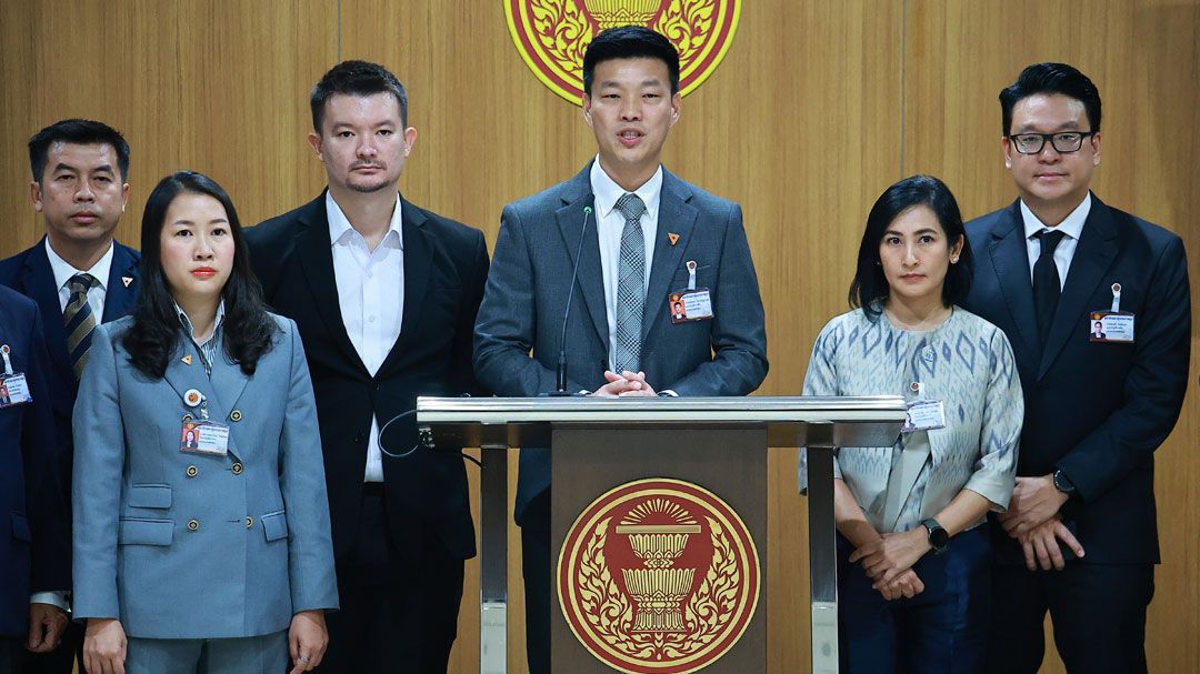 ‘ปชน.’เตรียมกำลัง20ขุนพล ลุยถล่มรัฐบาล ชำแหละนโยบาย9เมษาฯ กล้าธรรมซัดไม่มีออมมือ