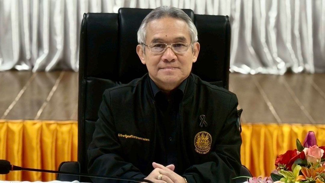 'สุรเดช'แนะเปลี่ยนรัฐมนตรีคนนอก ชงเปิดโอกาสให้คนเก่งมาช่วยแก้วิกฤติ